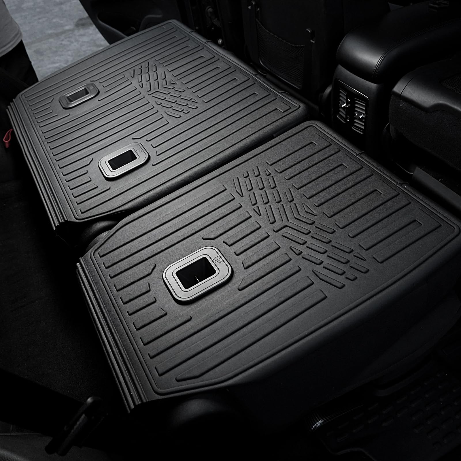 JOULARISE Durango kick mats waterproof surface allows easy wipe-clean maintenance.