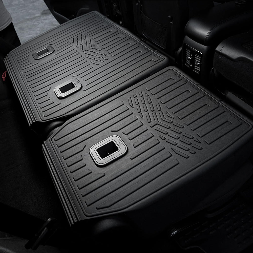 JOULARISE Durango kick mats waterproof surface allows easy wipe-clean maintenance.