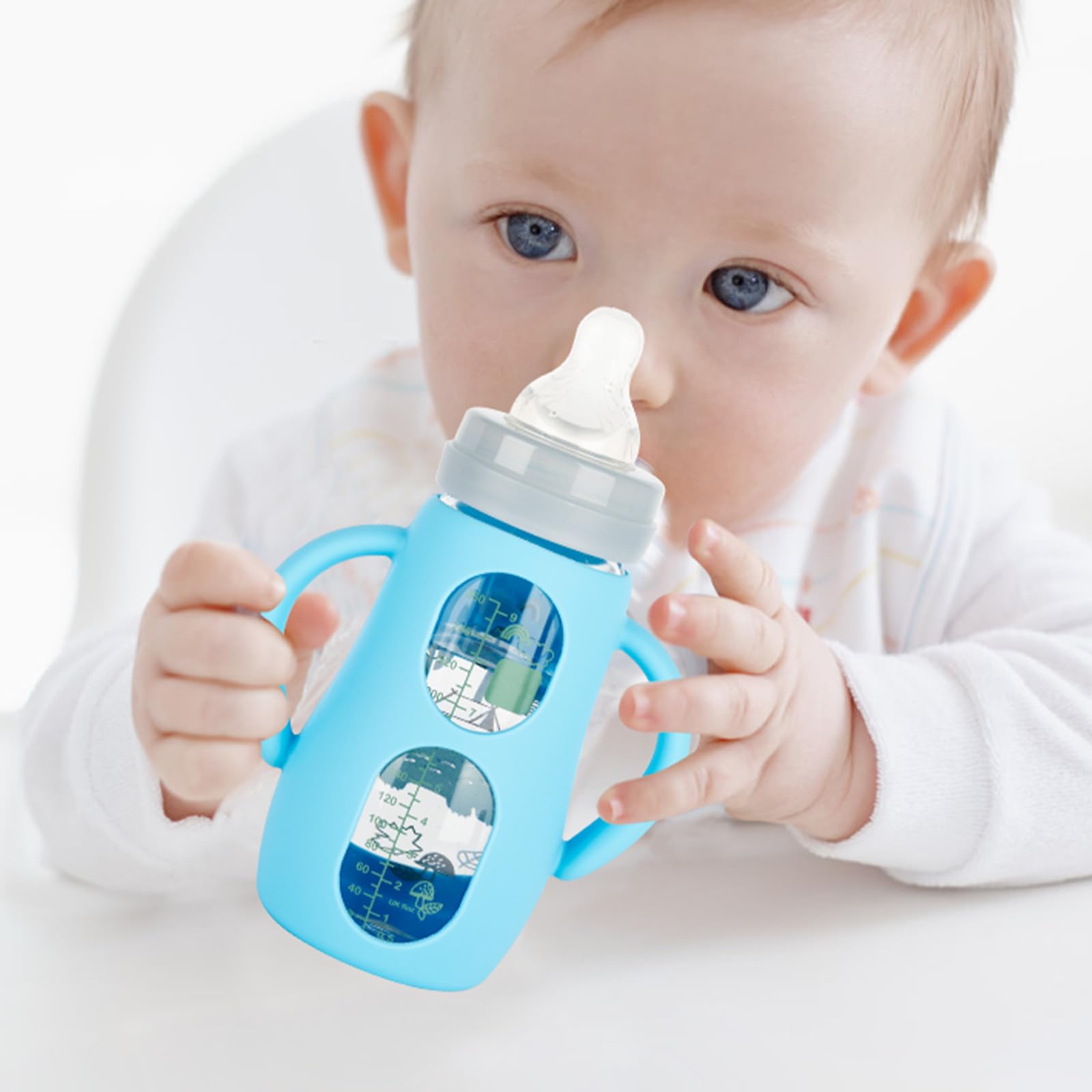 Joyfeed silicone sleeves simplify cleaning and maintenance for Mam glass bottles.
