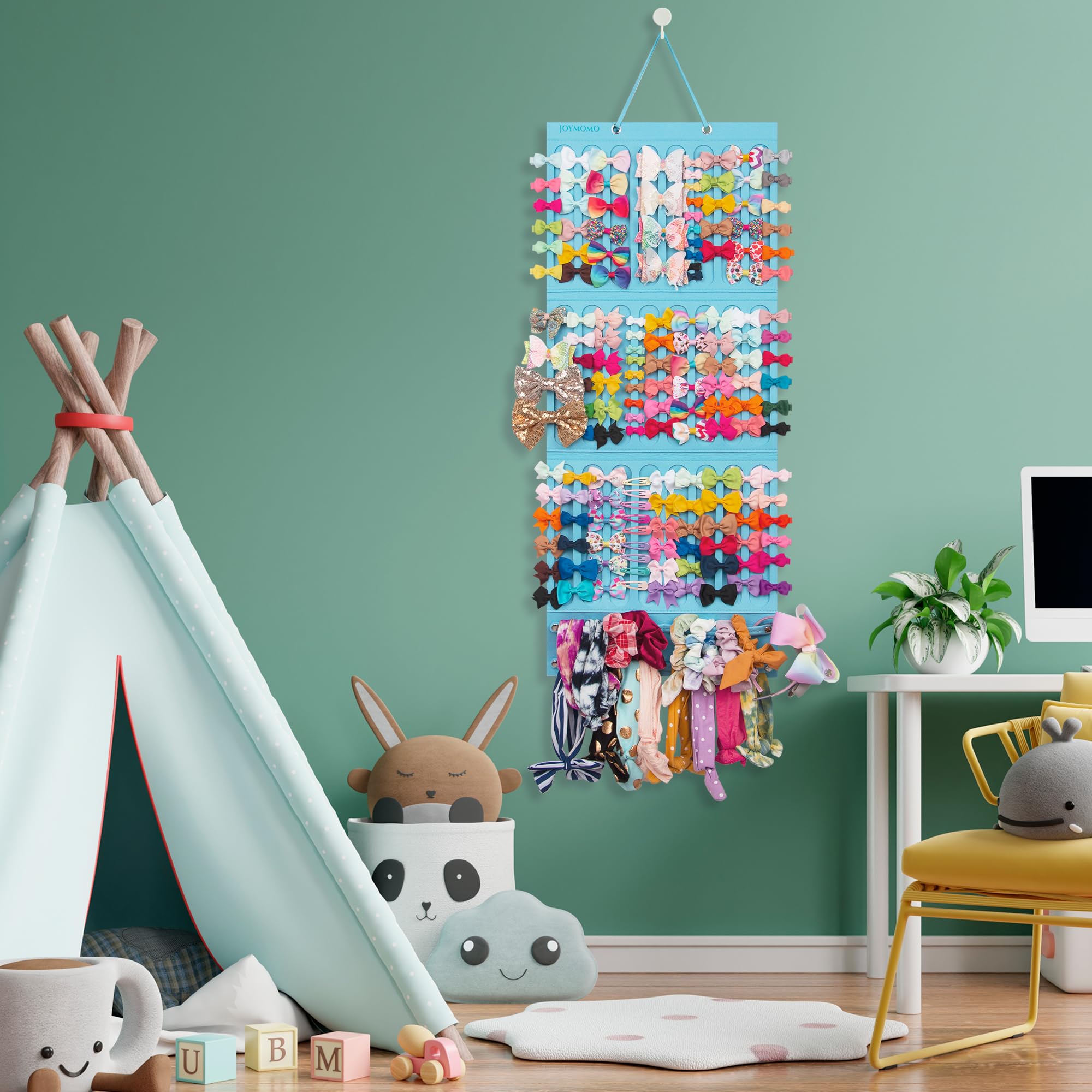 JOYMOMO wall-hanging organizer is ideal for shops and photography studios