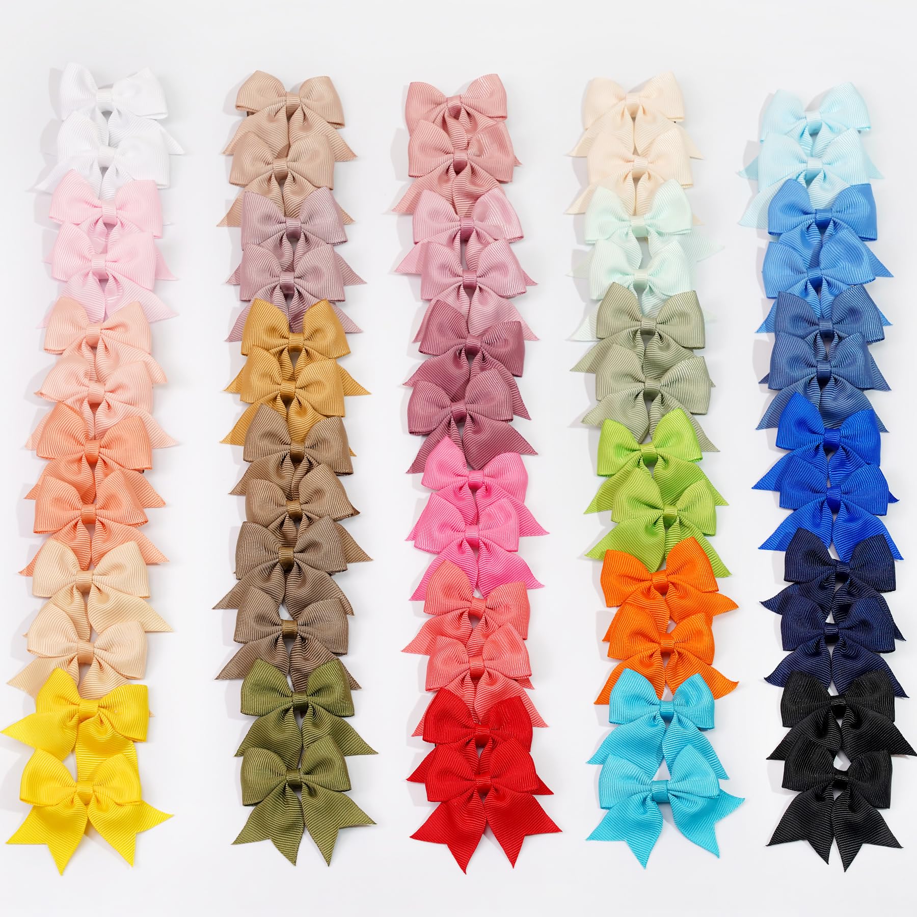 JOYOYO baby bow clips highlighting secure grip during playtime.