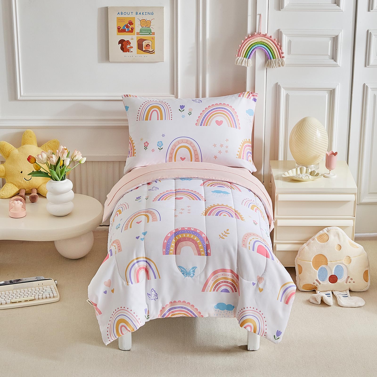 Joyreap reversible comforter close-up highlighting two-sided design for variety