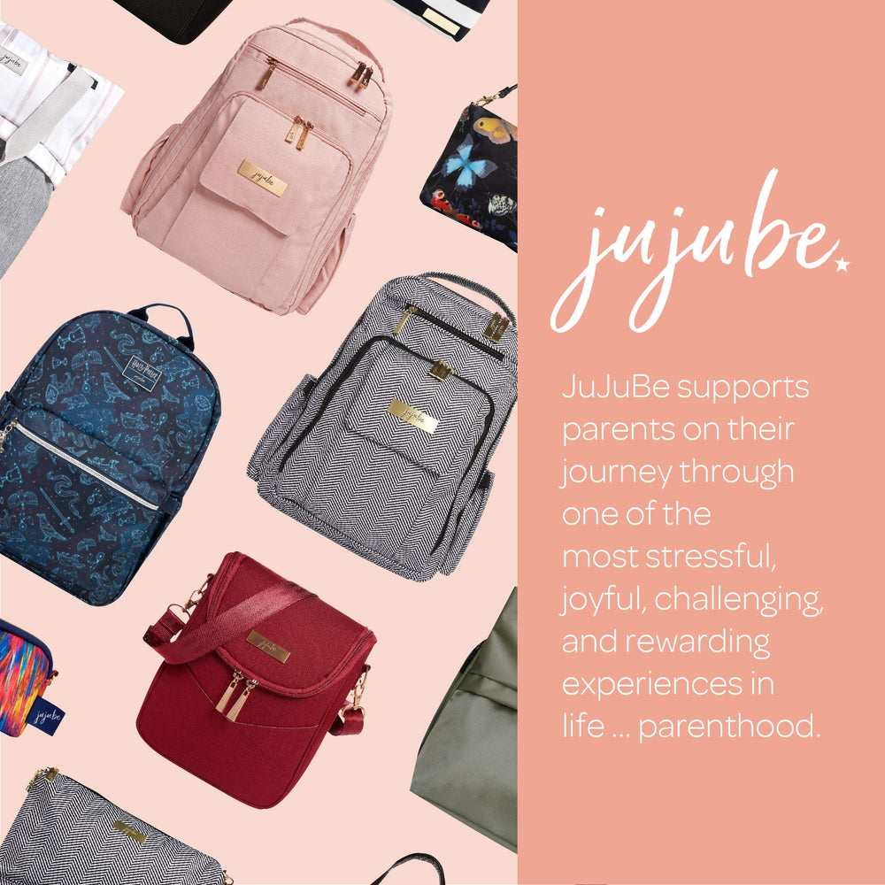 JuJuBe Be Quick Nile print detail adds stylish flair to everyday use.