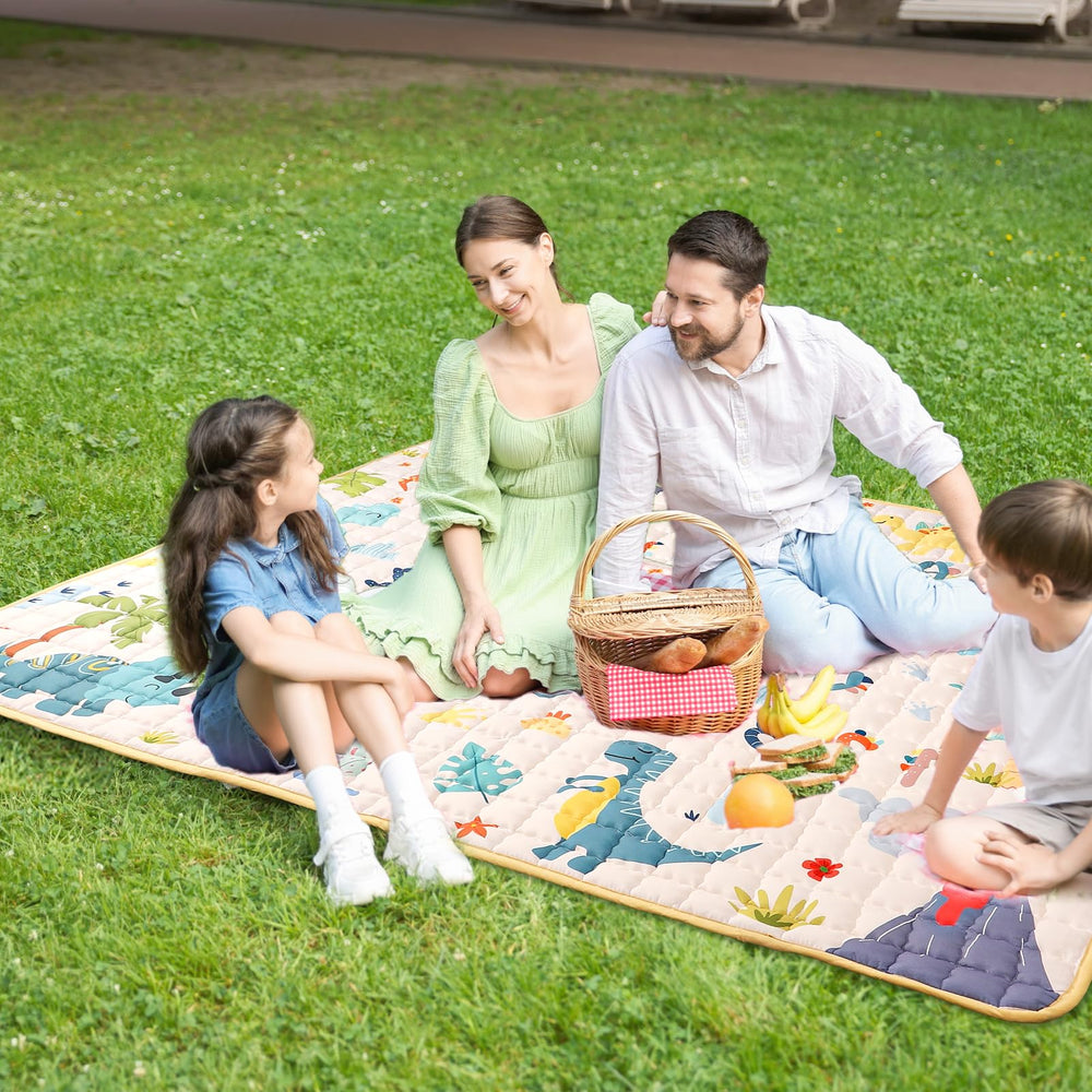 Jundetye mat is machine washable for quick, hassle-free cleaning.