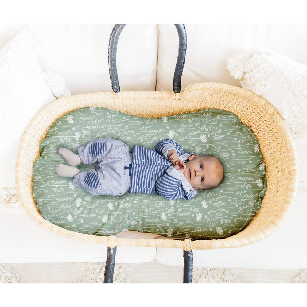 Jundetye newborn lounger cover gift-ready packaging makes baby shower gifting easier.