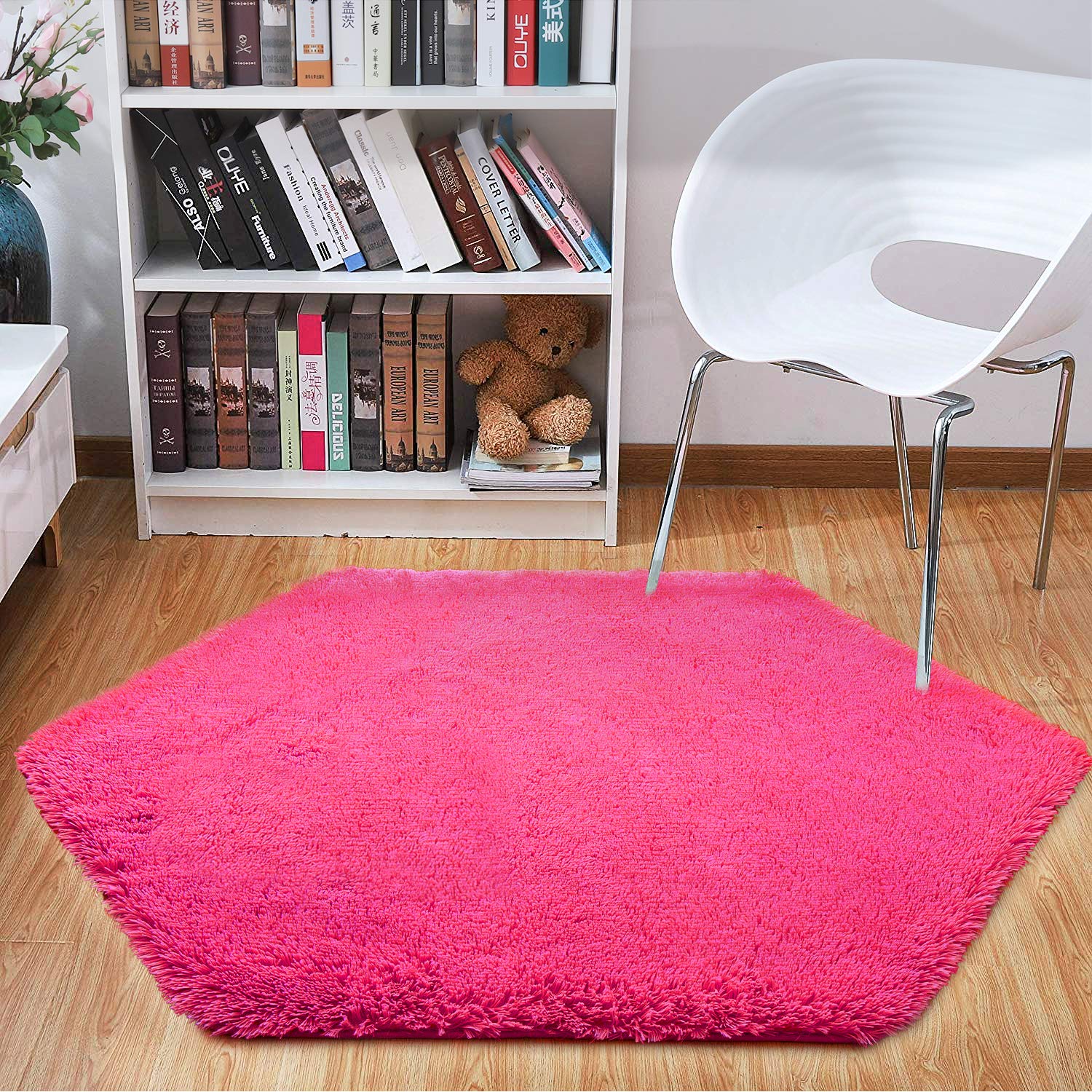 Junovo rug features non-slip backing to help keep play spaces safe.