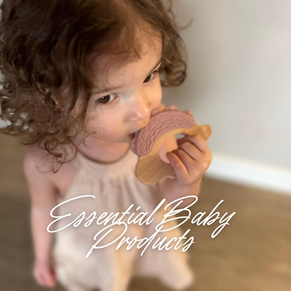 JUNUNA teether soft silicone close-up highlighting BPA-free surface for gentle chewing