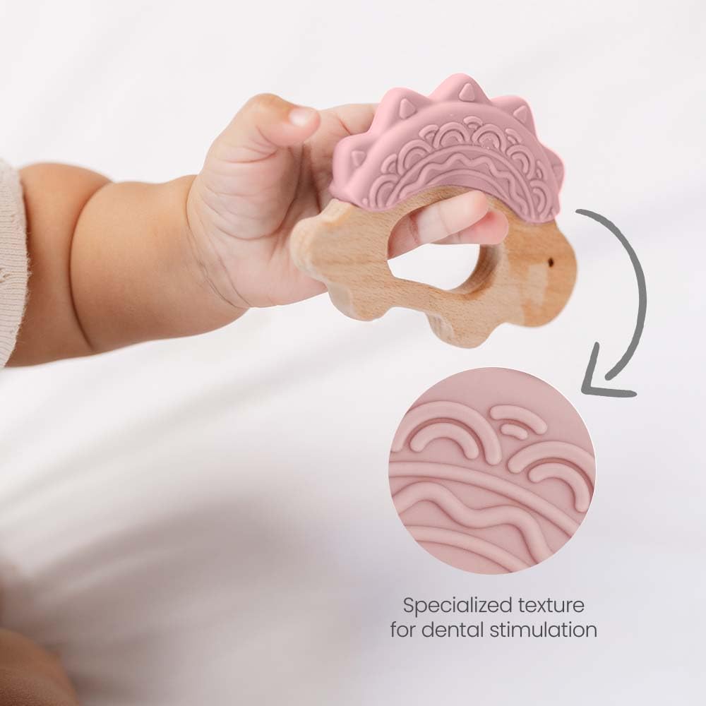 JUNUNA teether wood texture showing natural grain for tactile exploration