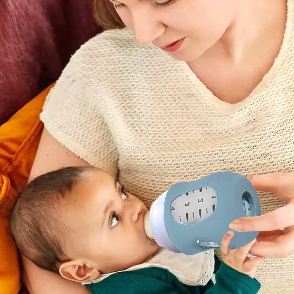 Juome silicone sleeve offers ergonomic grip for easy handling by mom and baby.