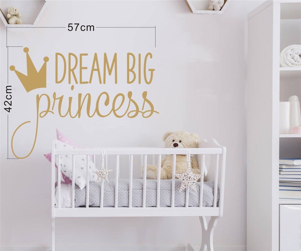 JURUOXIN Dream Big Princess crown wall sticker gold; glare-free matte finish for nursery ambiance.