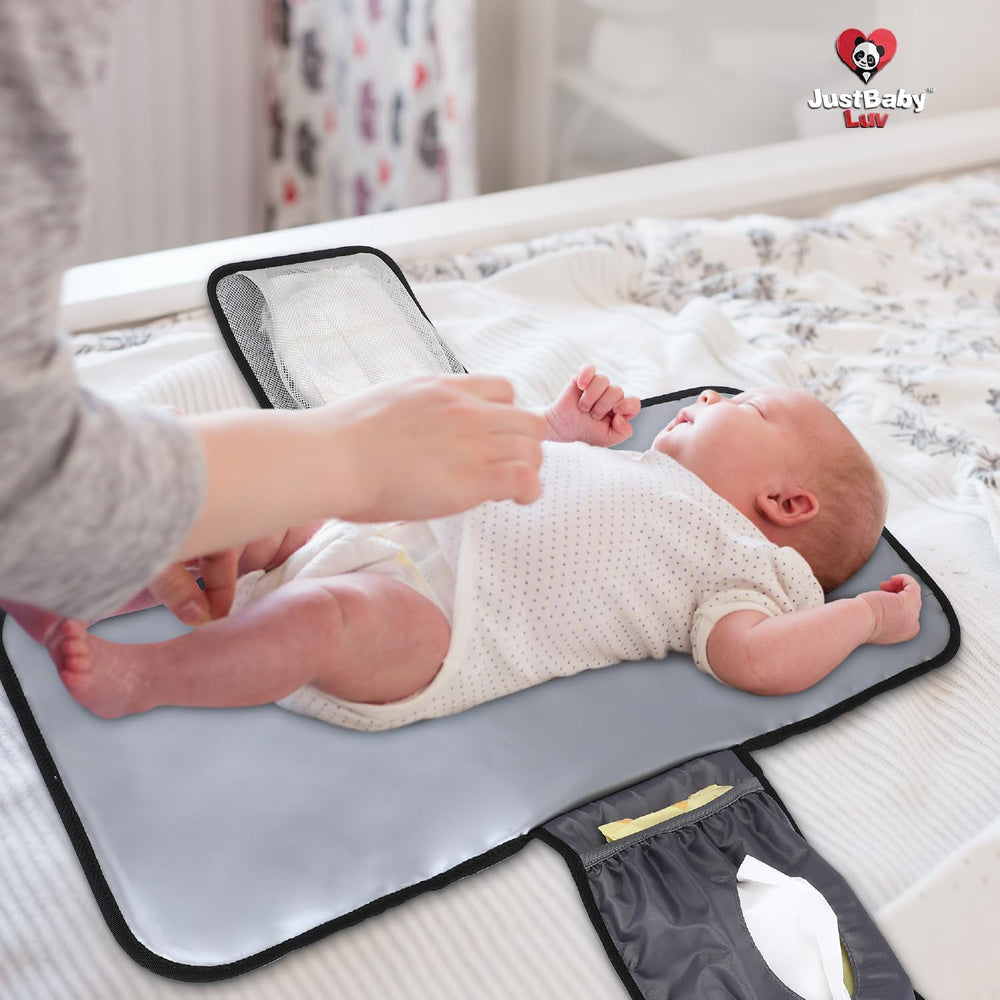 JustBaby Luv multi-pocket design fits diapers, wipes, clothes, and gadgets in one bag.