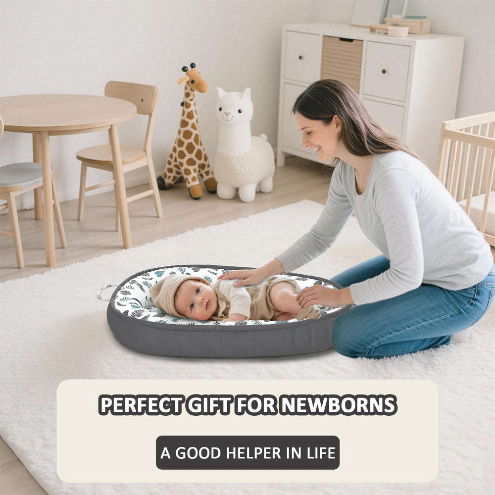 JWPEHOE baby lounger waterproof outer layer protects against spills.