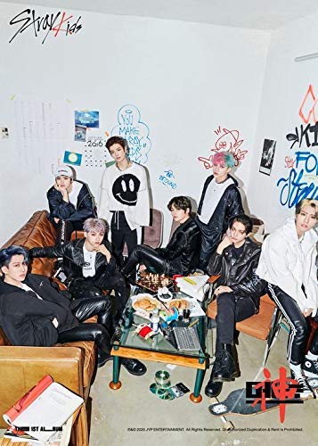 JYP Stray Kids Go生 A Version lyric leaflet with song excerpts