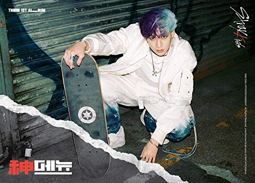 JYP Stray Kids Go生 A Version secret card insert for fans