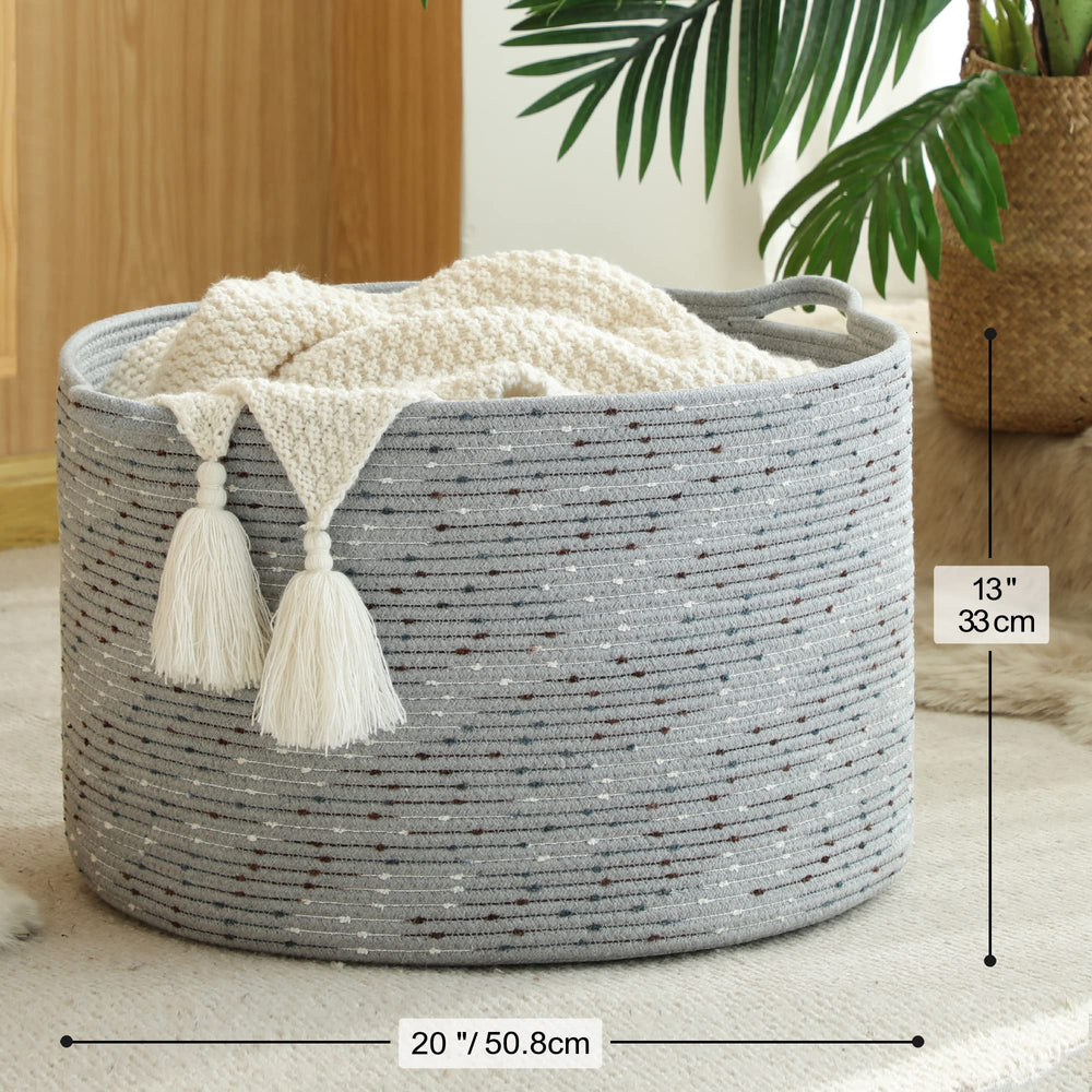 KAKAMAY close-up of cotton rope weave showing durability.