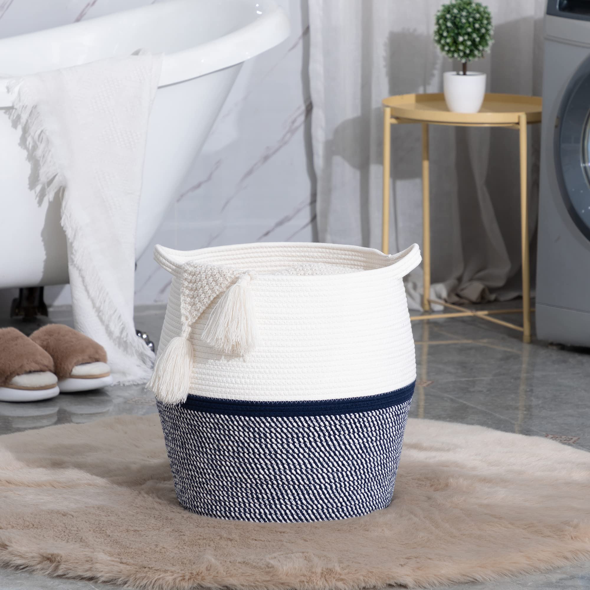 KAKAMAY portable basket is easy to move around