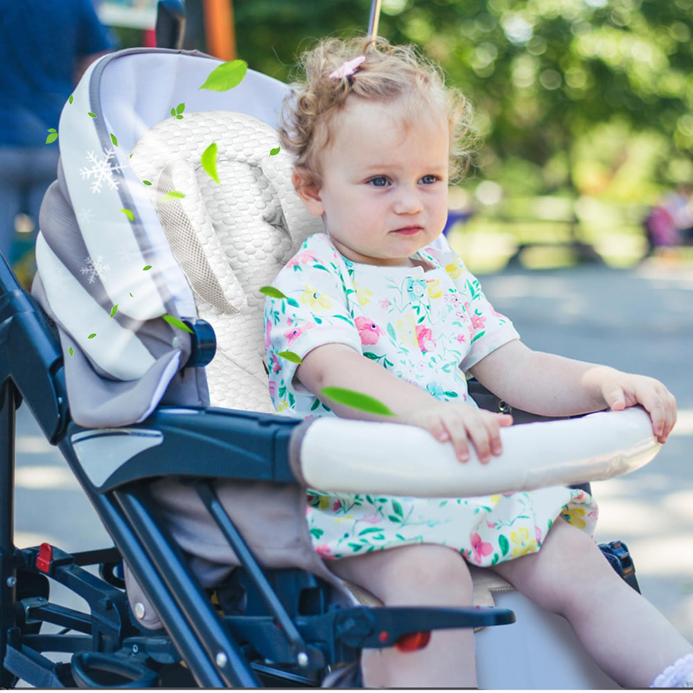 KAKIBLIN soft-texture material nurtures gentle touch for delicate newborn skin.