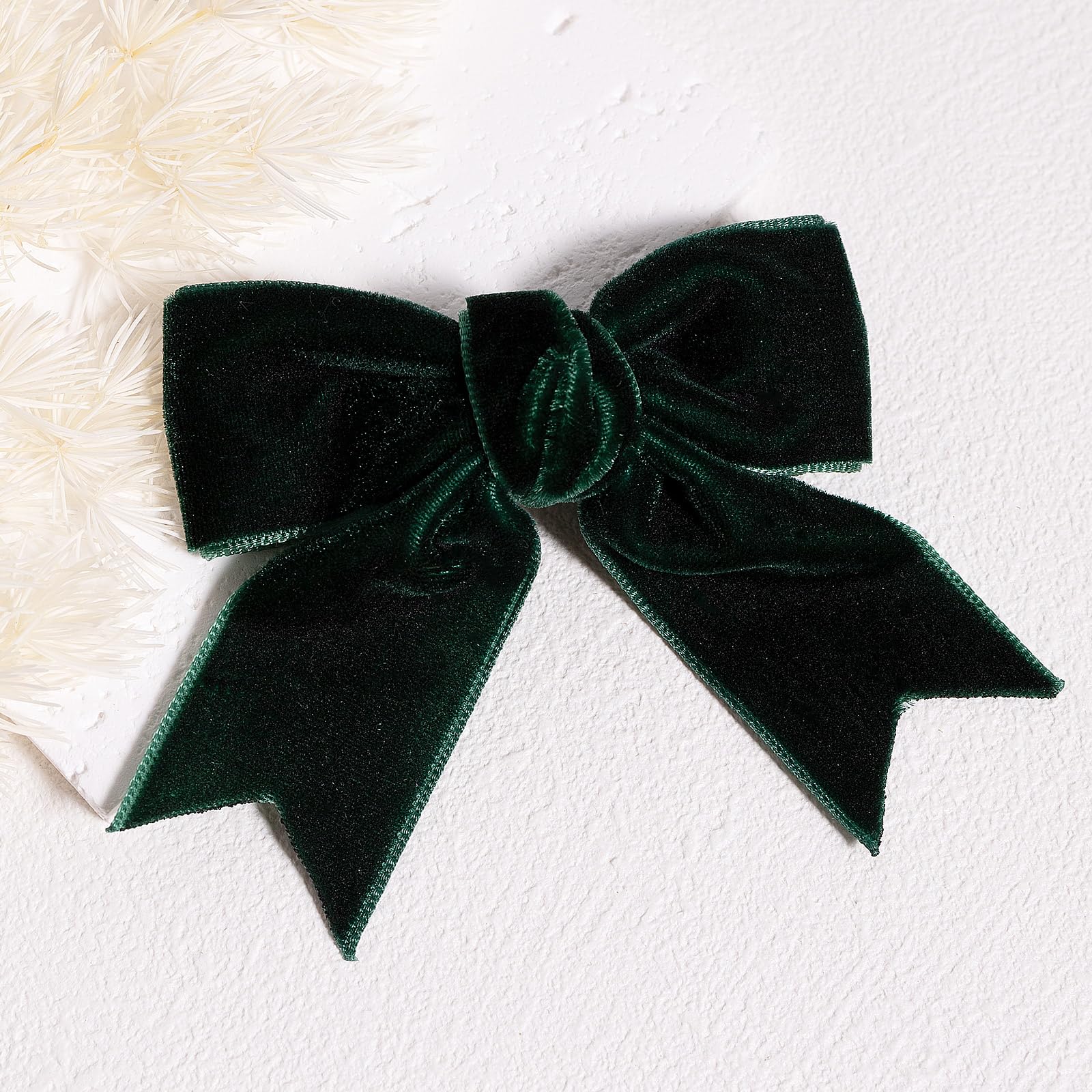 KCHIES 3-inch bow clip provides a chic accent for little girls