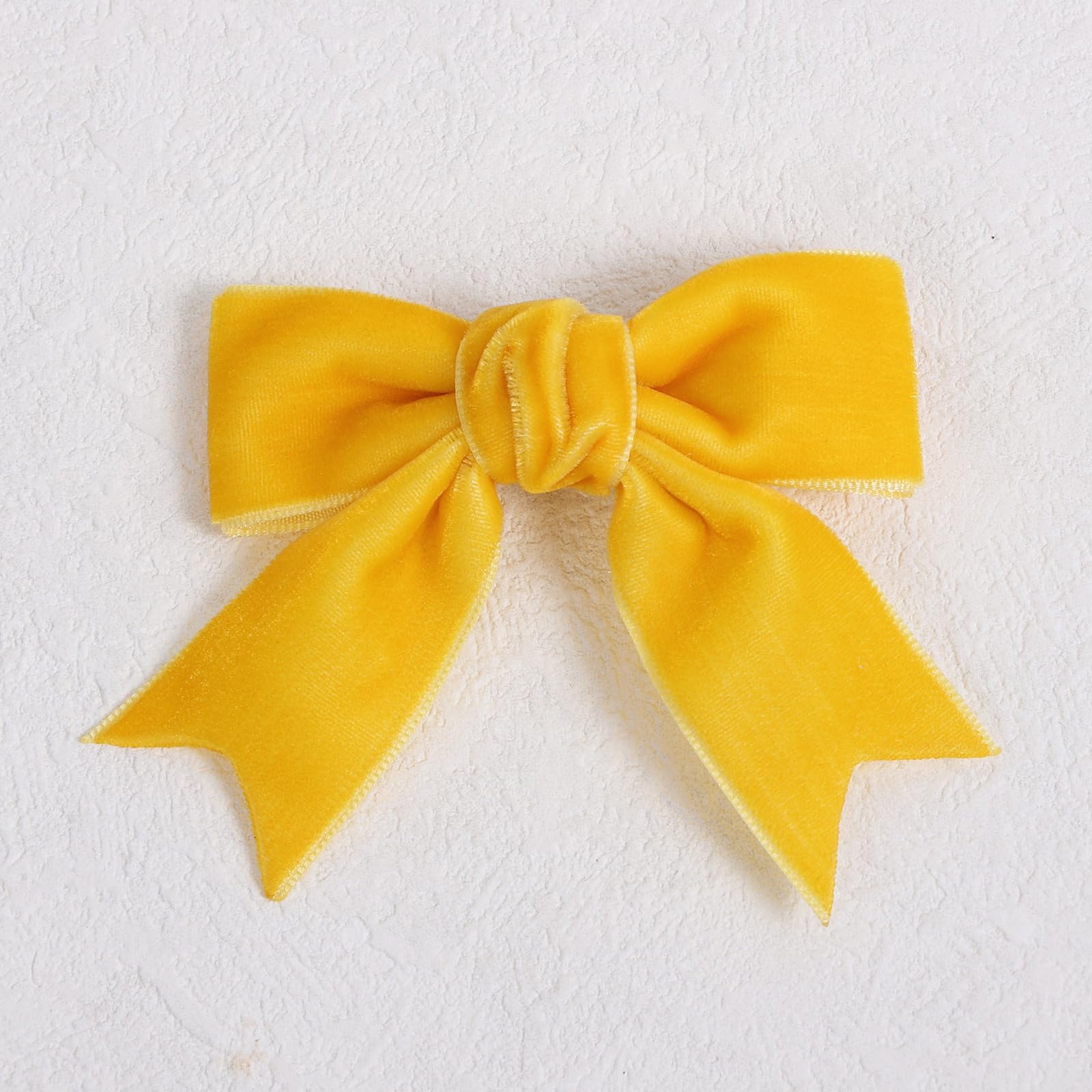 KCHIES small 3-inch bow pairs with outfits for daily wear and special occasions.