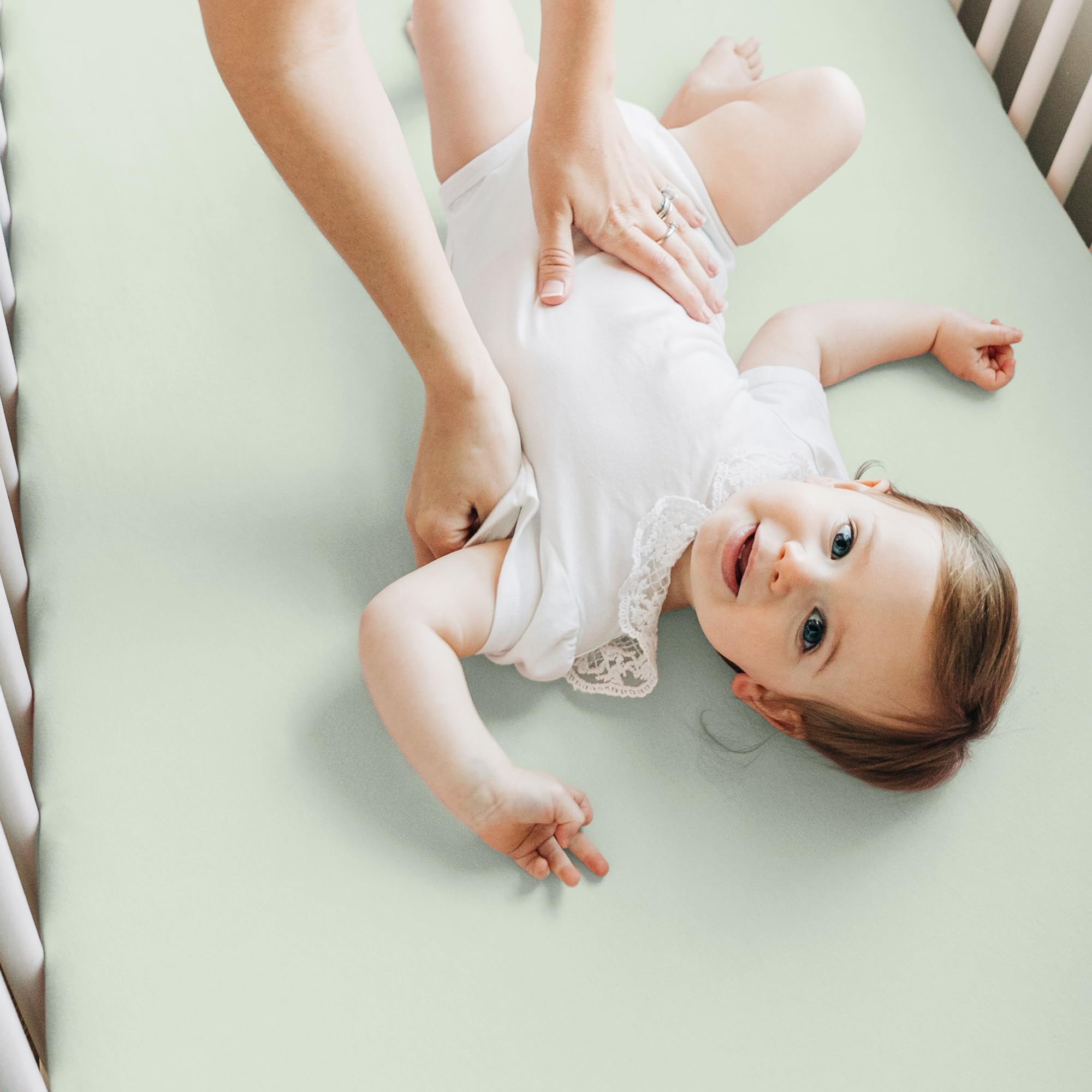 KeaBabies Nursery setup with these sheets suggests refreshingly calm sleep ambiance.