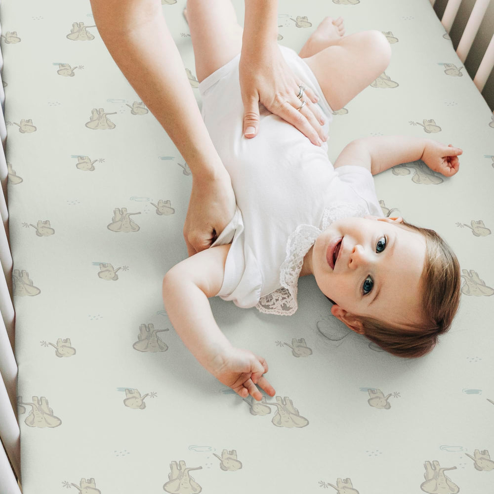 KeaBabies Elly compatible with crib mattresses 3–8 inches high.