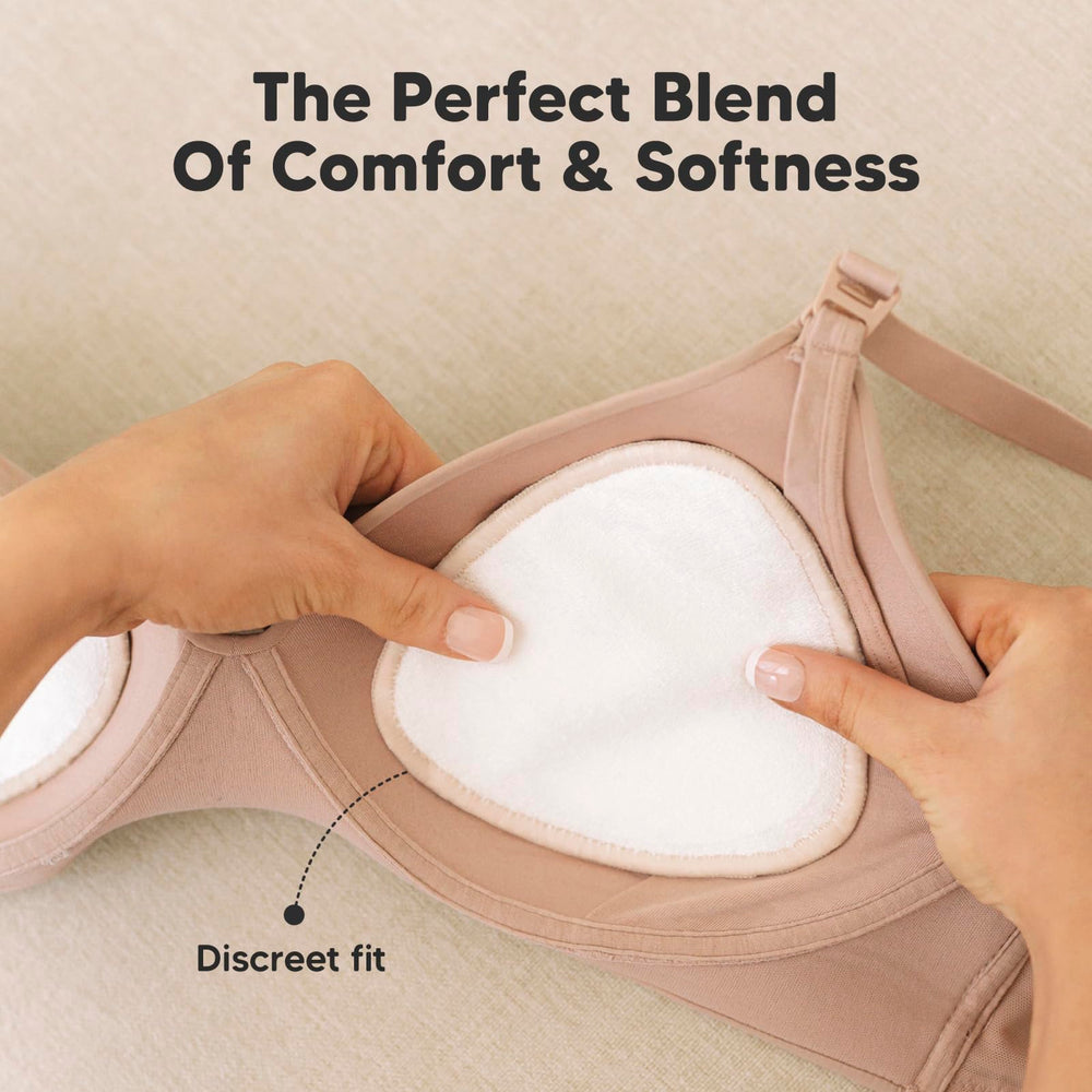 KeaBabies nursing-pads-wet-bag keeps used pads secure and your bag dry on the go.