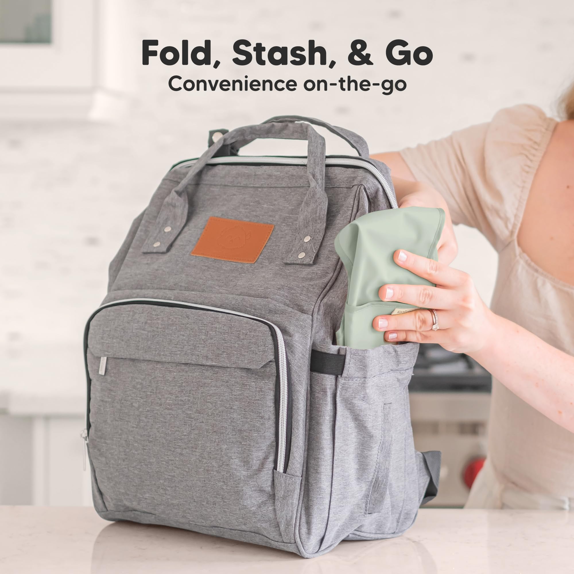 KeaBabies Presto bib is lightweight and easy to wipe clean after meals.