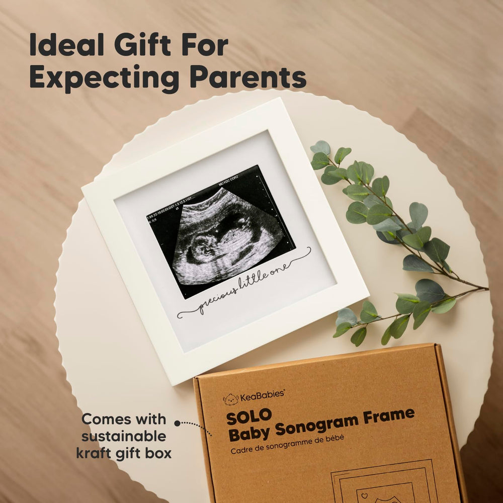 KeaBabies frame includes quote cutouts to personalize pregnancy memories