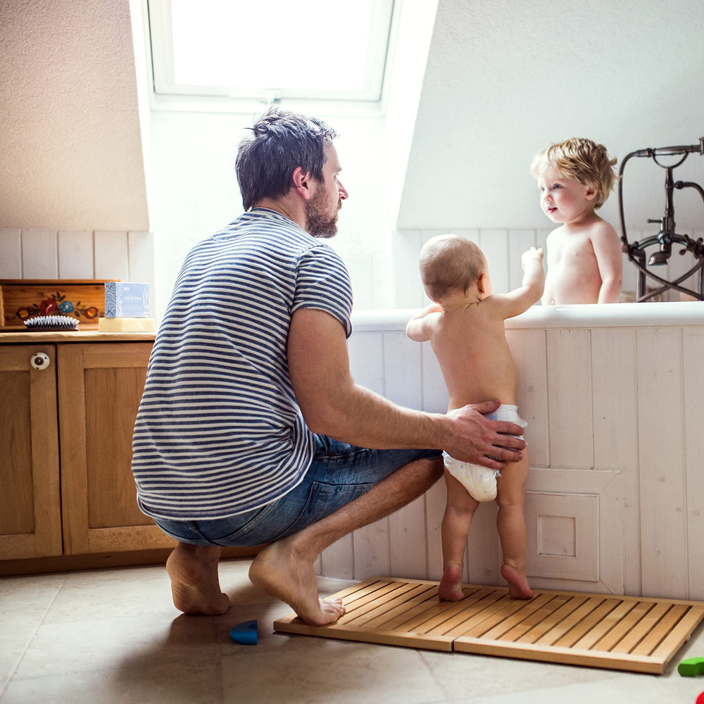 Keika fragrance-free image emphasizes unscented cleansing for infants and kids.
