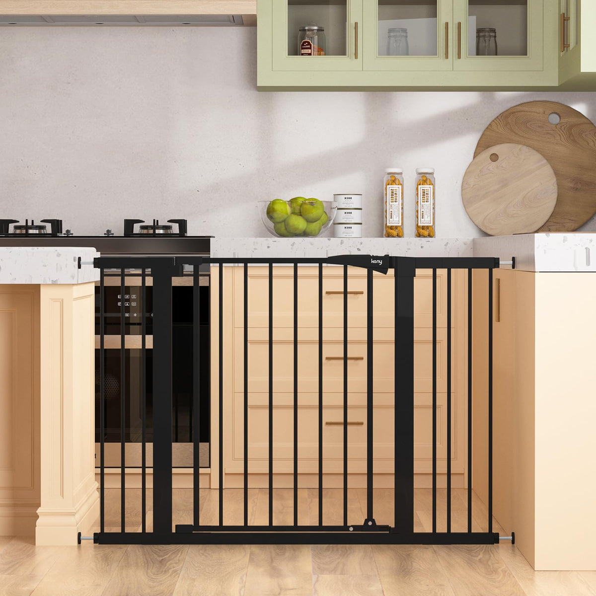 keny baby gate on stairs demonstrating auto-close safety for busy families.