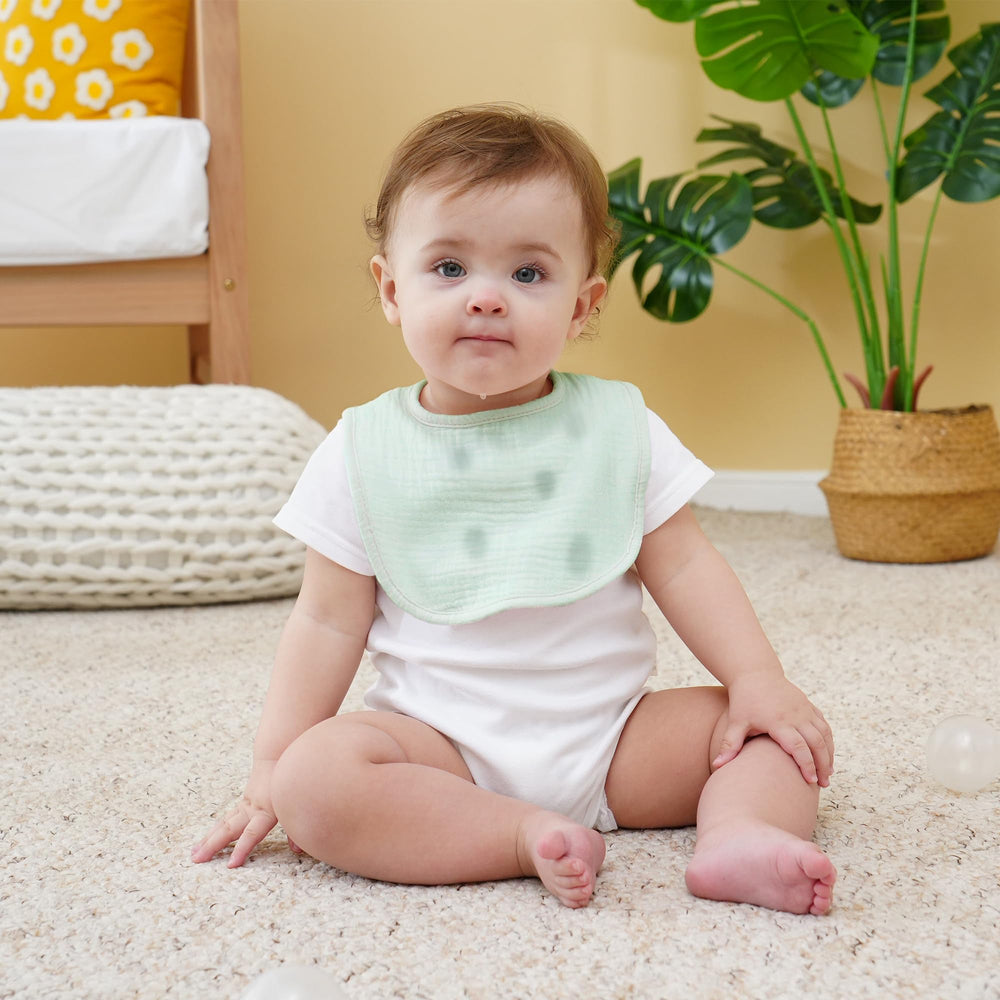 Kewlife Gift Muslin Baby Bibs ideal for teething drool management.