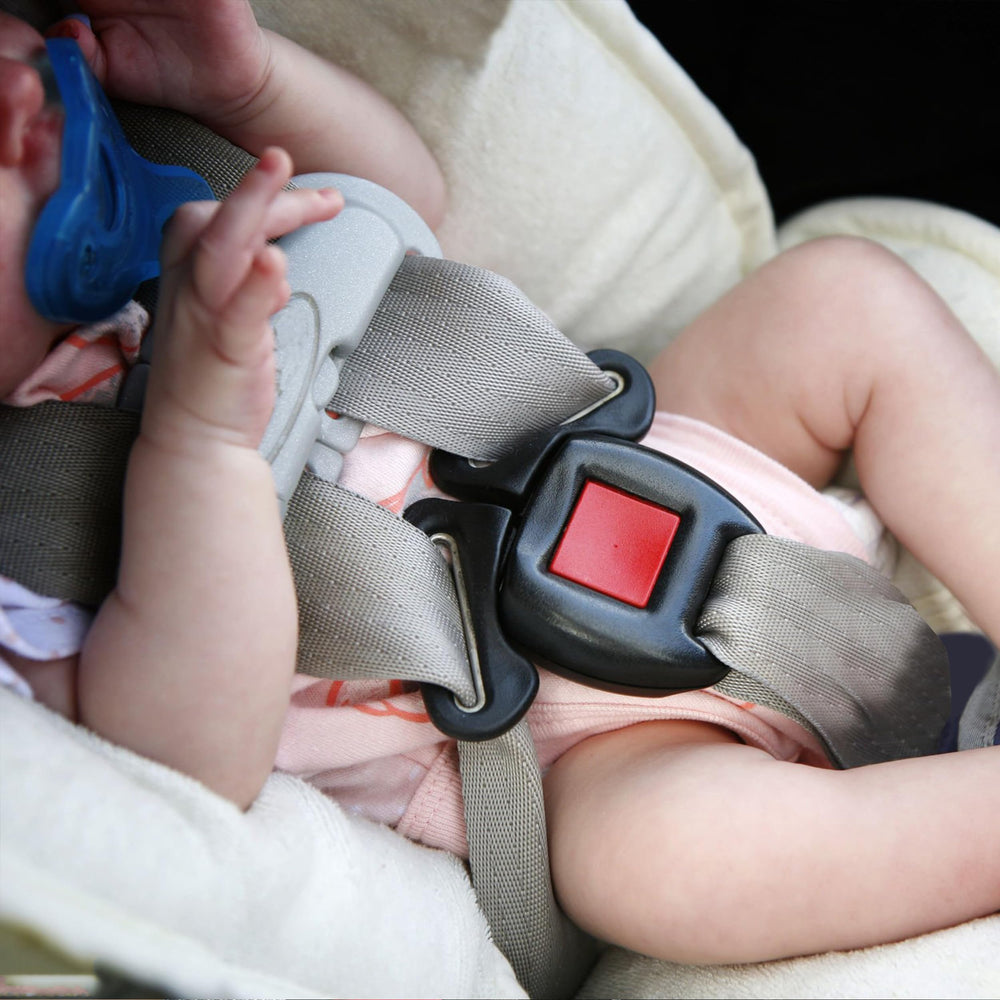 KH866 fit-check image confirms secure integration with stroller or car seat
