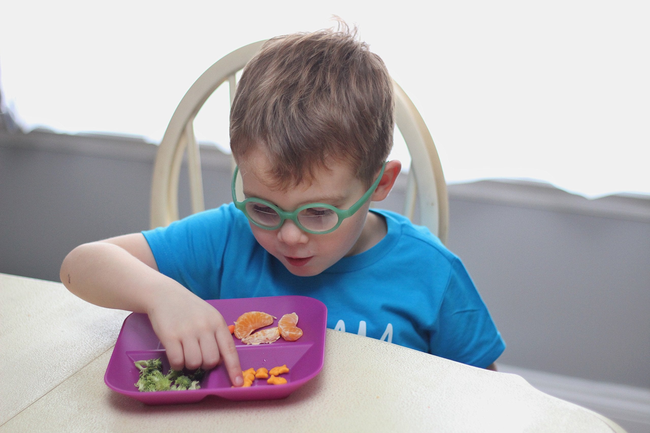 Kiddiebites dishwasher and microwave safe plates for busy families
