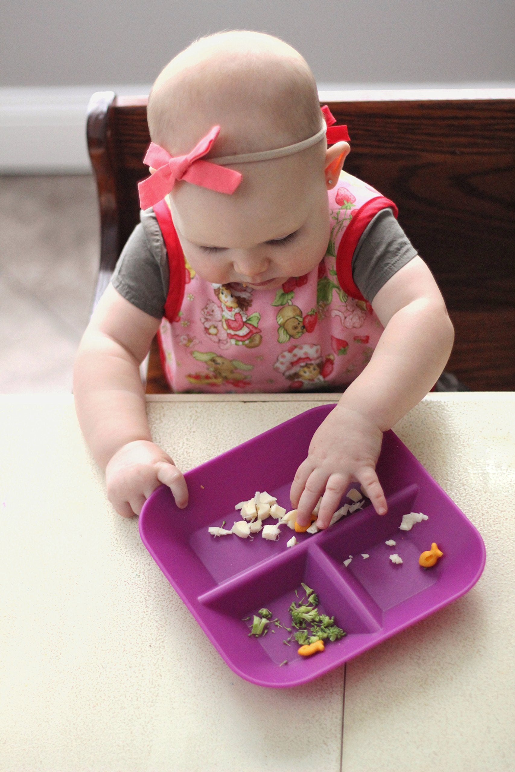 Kiddiebites plum dining setup shows easy mealtime with kids