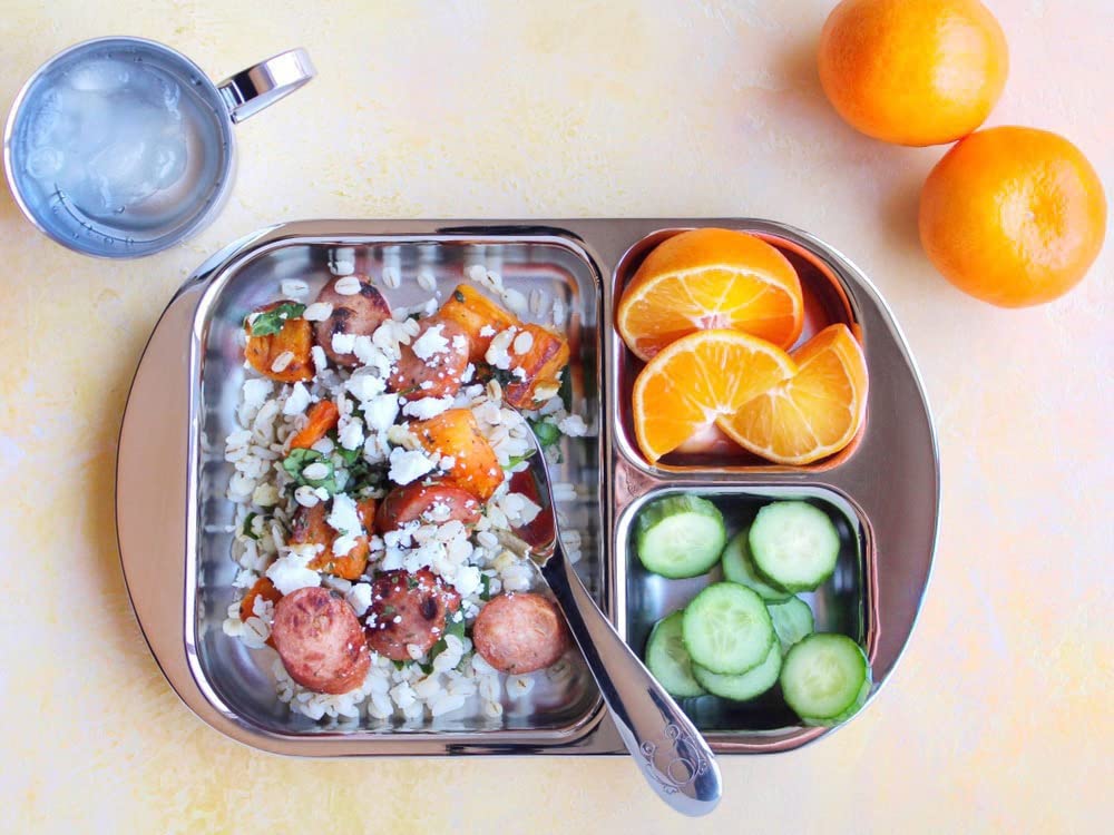 Kiddobloom mealtime plates—durable finish and weight enhance stability for everyday use.