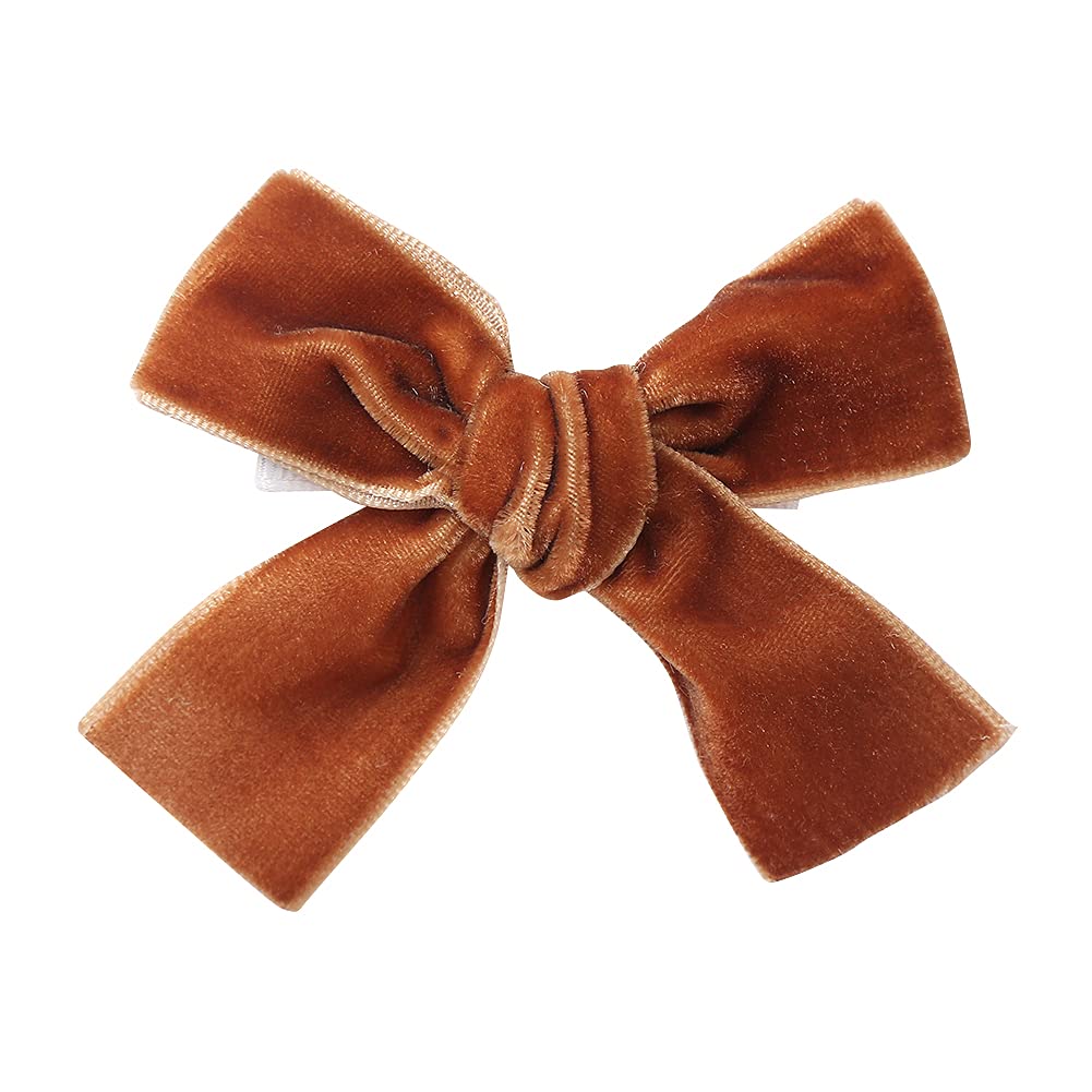 KIDOCHEESE baby hair clip ensemble-outfit pairs with variety of looks.