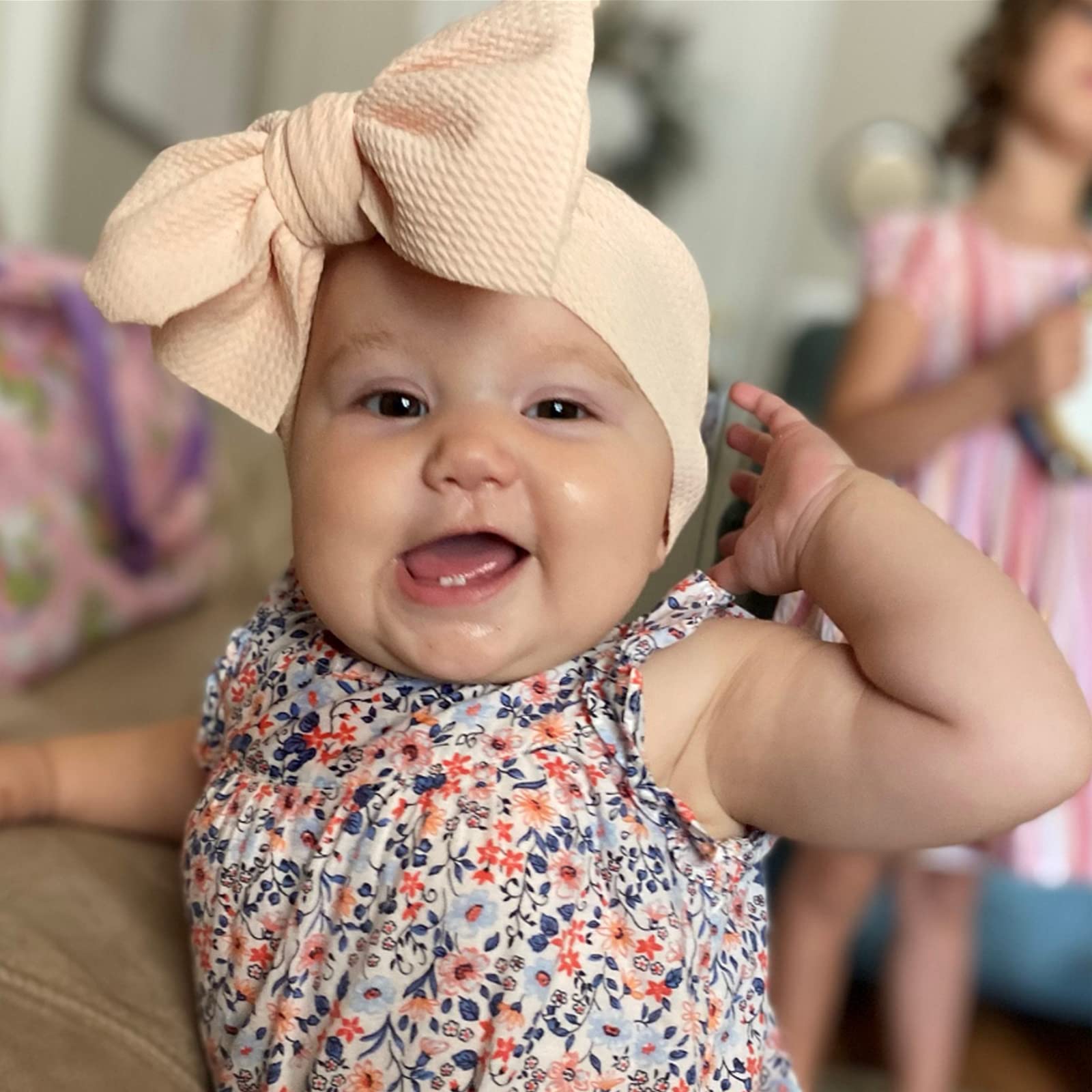 KIDOCHEESE big bows headband photography-prop pairs with cute outfits.