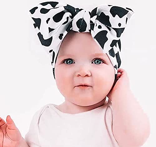 KIDOCHEESE soft-material hairband shows gentle stretch for baby comfort.