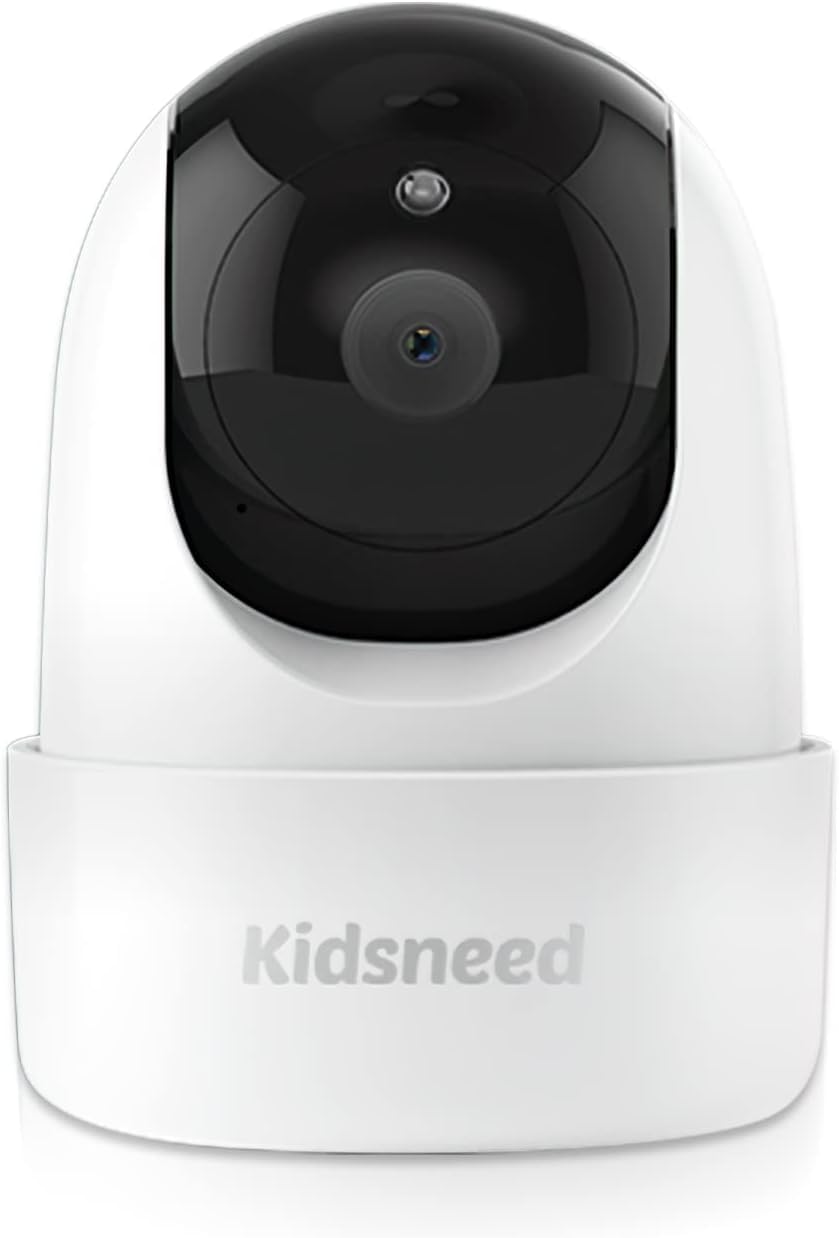 Kidsneed SM935C multi-camera view switches between feeds for quick room checks.