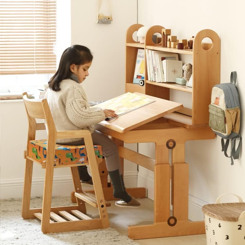 KIDUN booster seat close-up shows adjustable belts for secure chair fit.