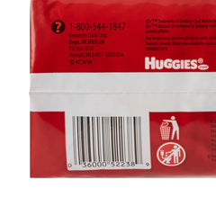 Kimberly-Clark Huggies Little Snugglers unisex design for versatile wear.