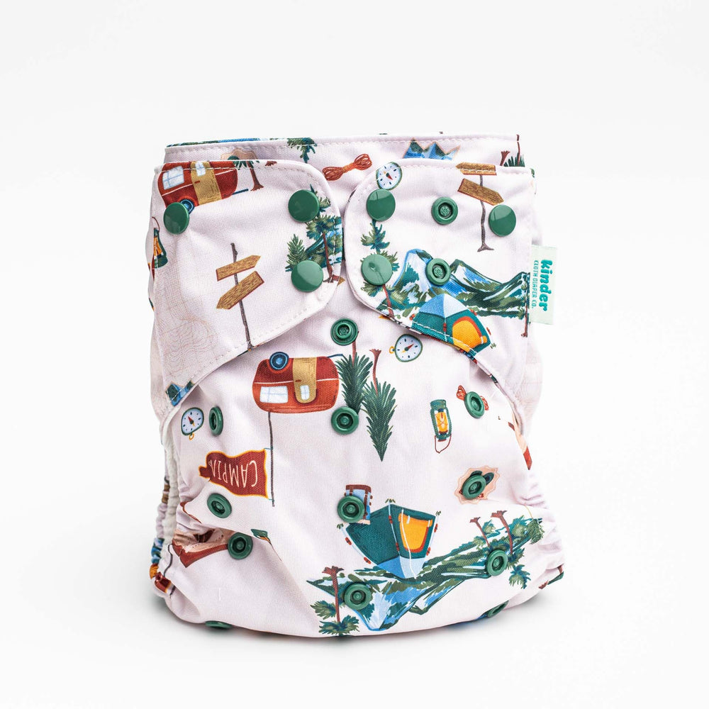 Kinder roll-top wet bag keeps wet and clean contents organized on the go.