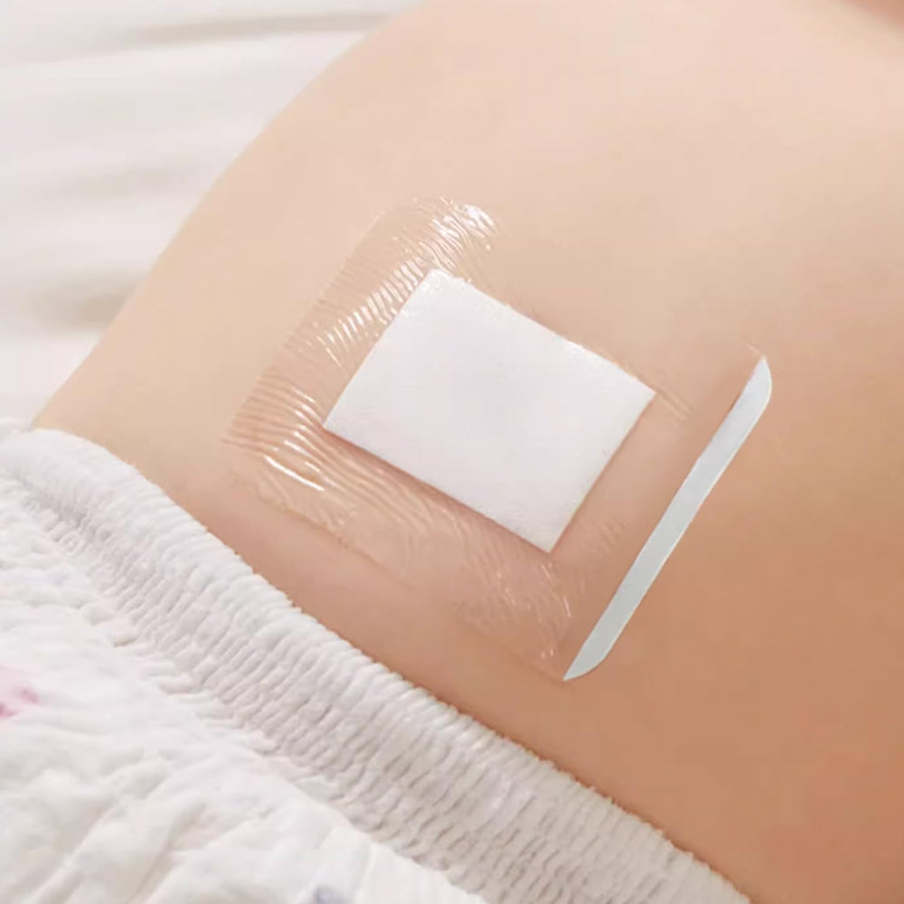 2.2 by 2.7 inch size fits snugly around infant belly