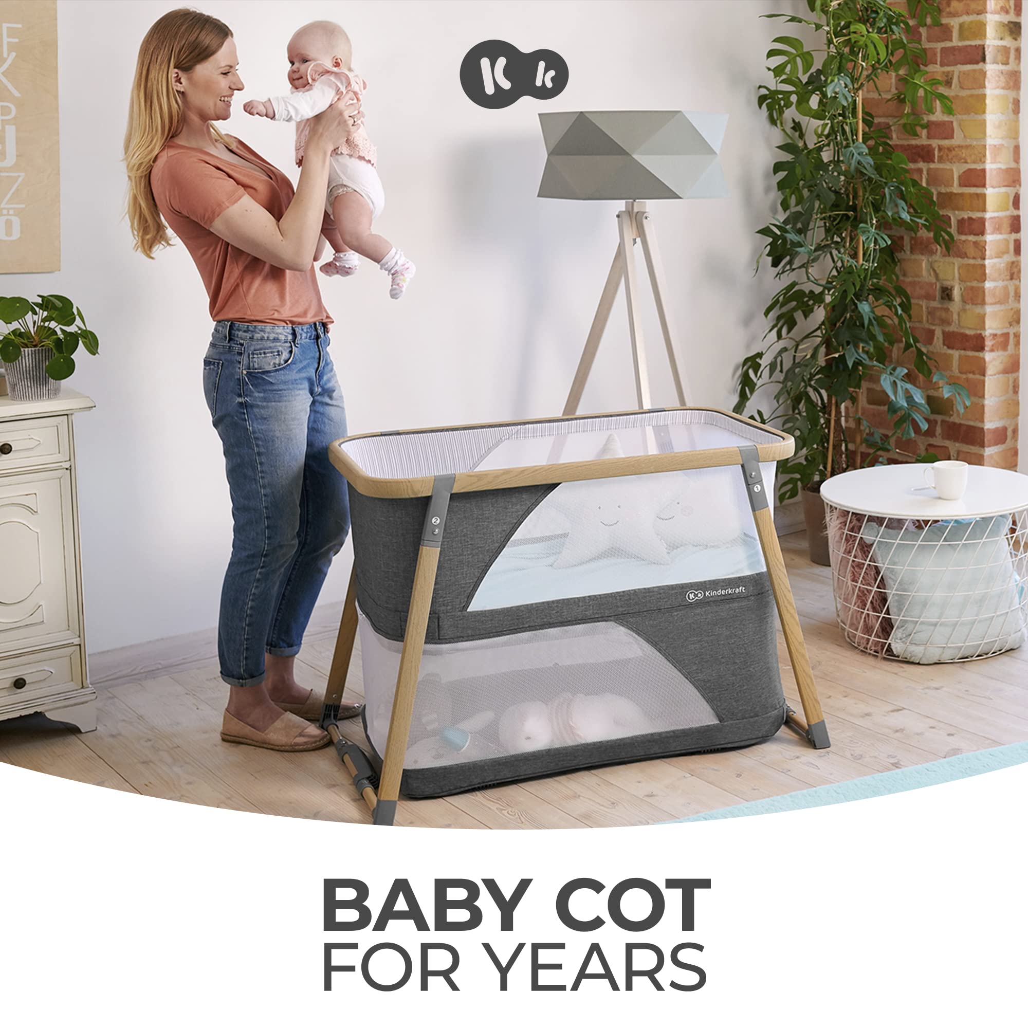 Kinderkraft Sofi mesh sides provide visibility and airflow for baby.