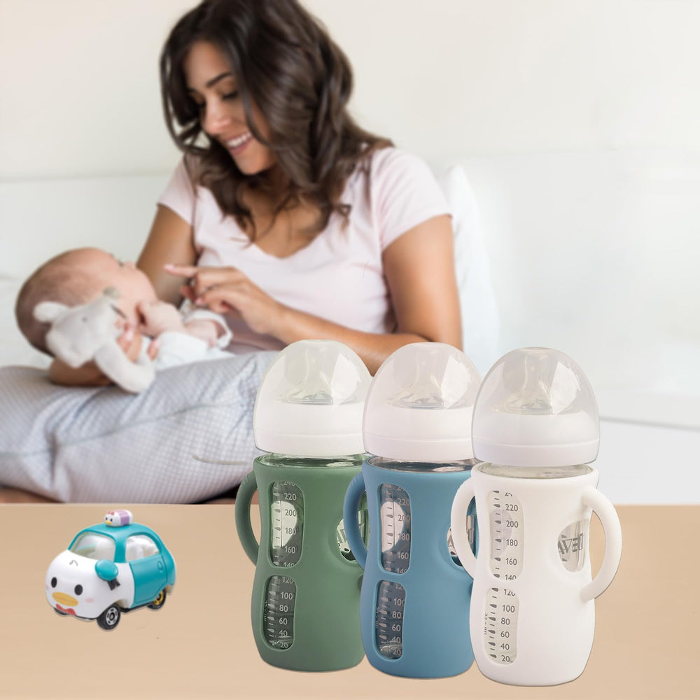 Kingwi silicone sleeve on Avent 8oz bottle in dark green protects during drops