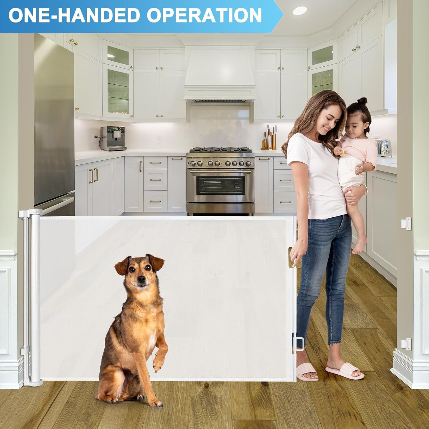 KISKIZ one-hand lock feature enables quick passage for adults.
