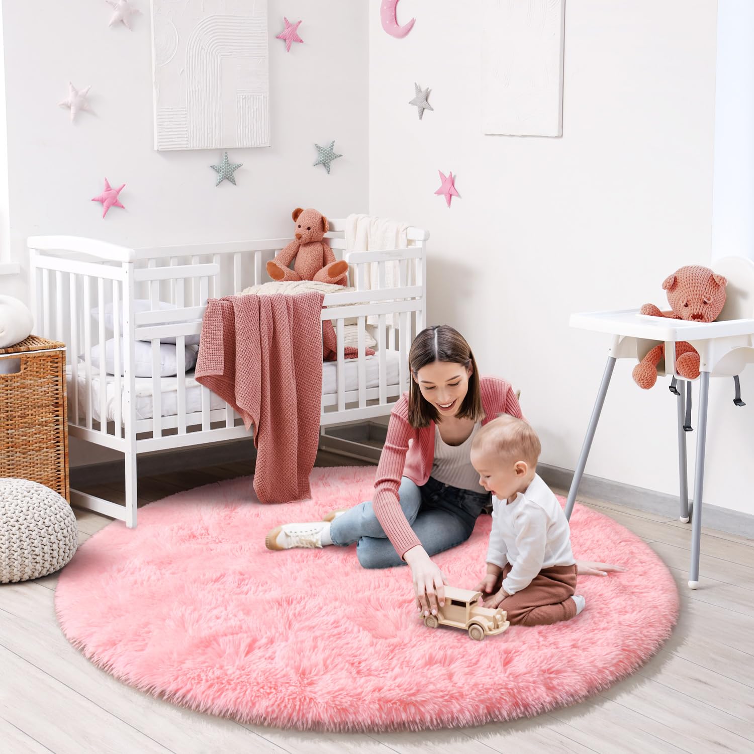 KIXINWA round design rug fits compact spaces with stylish versatility