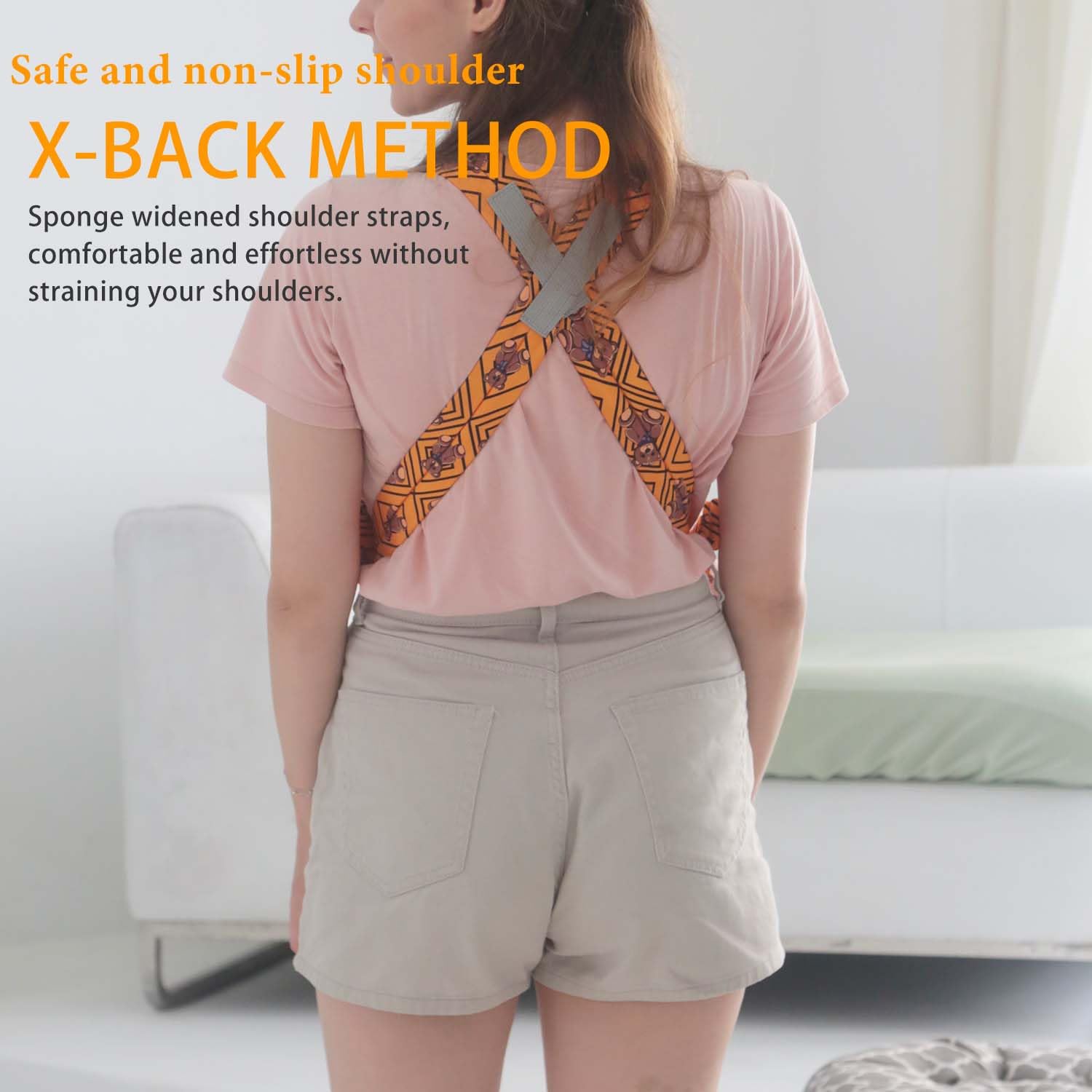 KIYUMI gift-ready packaging presents a thoughtful baby carrier for new parents.