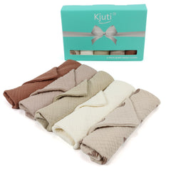 Kjuti 10x10 burp cloth dries quickly after feeds.