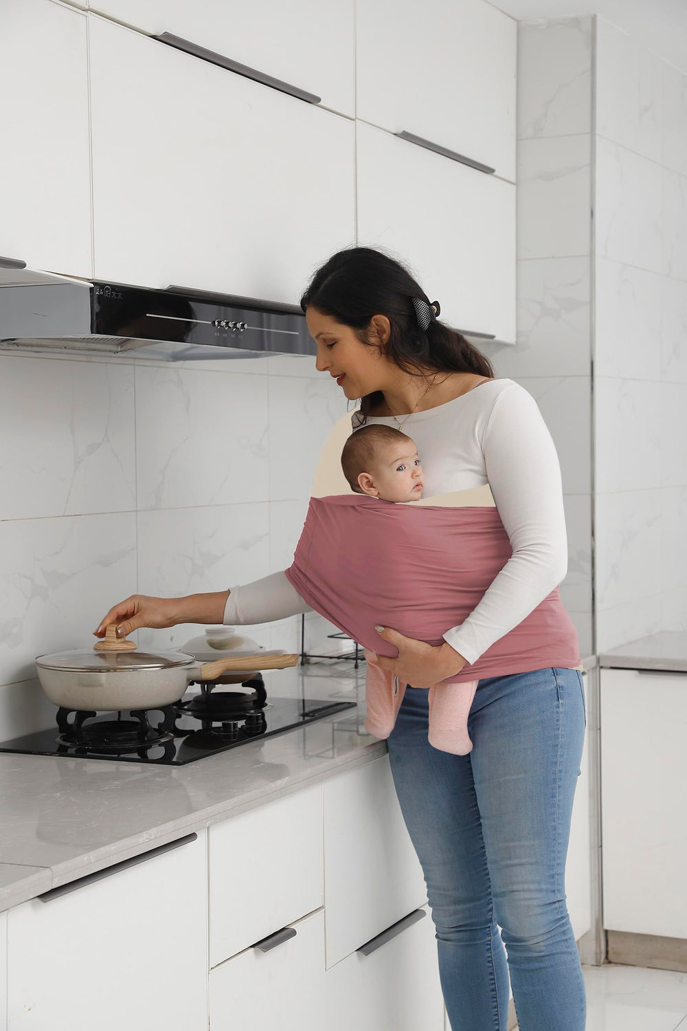 Kloovete lightweight breathable fabric helps you and baby stay comfortable